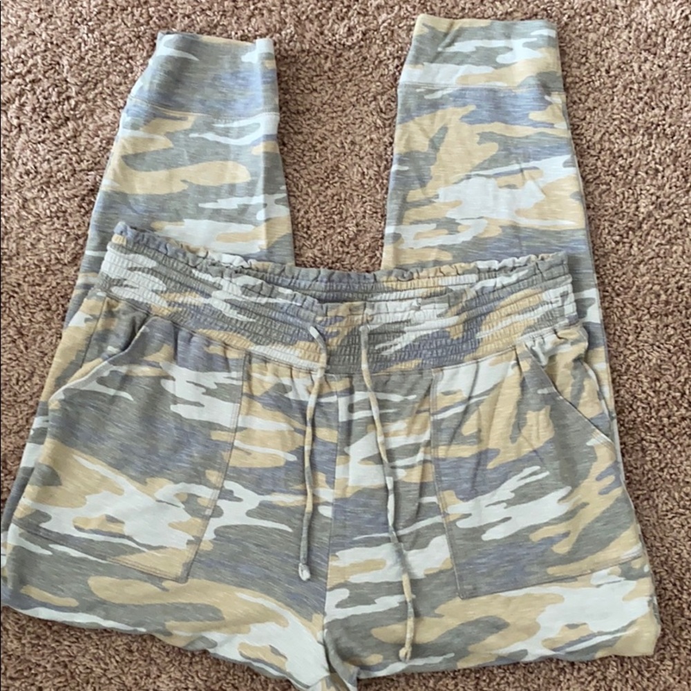 Express Camo Jogger Pants. - Picture 2 of 6